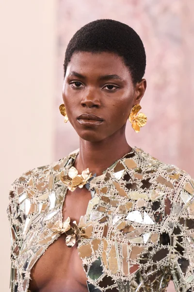 Look 90
